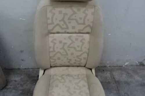 FOTEL PRAWY PRZÓD VW BORA NR393