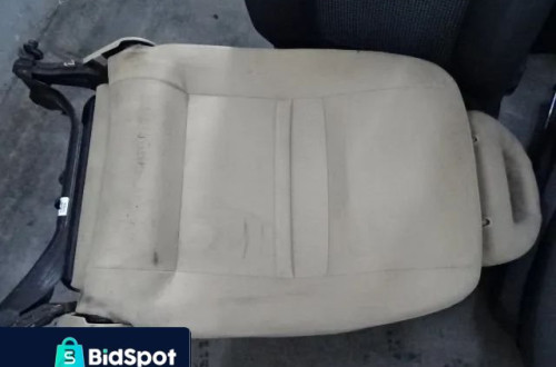 FOTEL PRAWY PRZÓD VW BORA NR393