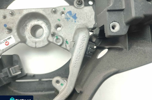 KIEROWNICA TOYOTA YARIS II (2005-2009) 1.0 VVT-I 69KM GS120-02460
