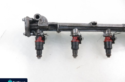 LISTWA WTRYSKOWA MERCEDESM W163 ML 350 0000788523 1110780391