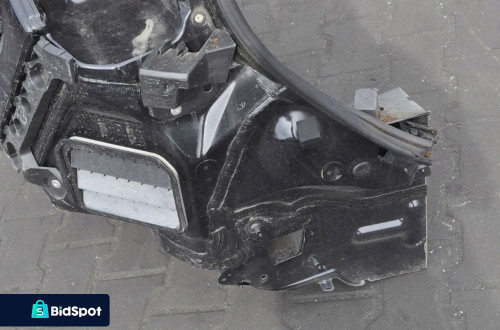 FORD FIESTA MK8 ĆWIARTKA BŁOTNIK LEWY TYŁ TYLNY