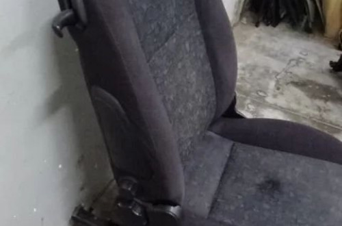 FOTEL PRAWY PRZÓD OPEL ZAFIRA A NR239