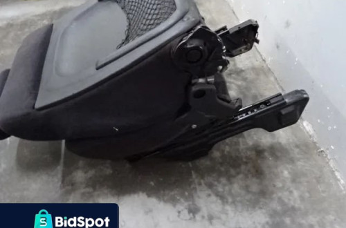 FOTEL PRAWY PRZÓD OPEL ZAFIRA A NR239