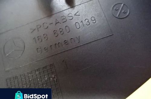 POPIELNICZKA OSŁONA MIESZKA MERCEDES W168 NR44