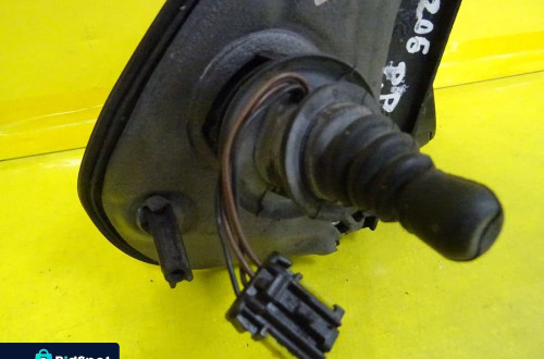 LUSTERKO MANUALNE PRAWE PEUGEOT 206 NR460