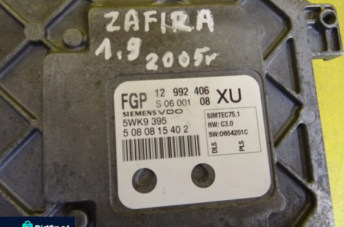 KOMPUTER SILNIKA OPEL ZAFIRA B 5WK9395 / 12992406 NR757