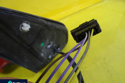 LUSTERKO LEWE ELEKTRYCZNE VW GOLF IV 5PIN NR396