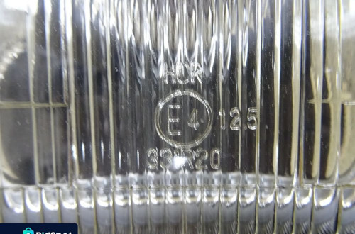 REFLEKTOR LAMPA PRAWA ISUZU TROPER NR250