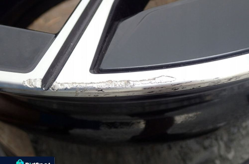 FELGA ALUMINIOWA BMW 7 I7 G70 20 ET44 10,5J