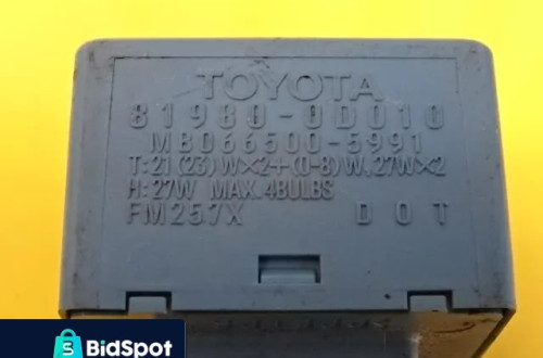 PRZEKAŹNIK TOYOTA YARIS II 81980-0D010 NR961