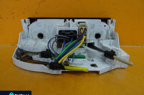 PANEL STEROWANIA NAWIEWU KLIMY VW GOLF IV 1J0820045F NR257