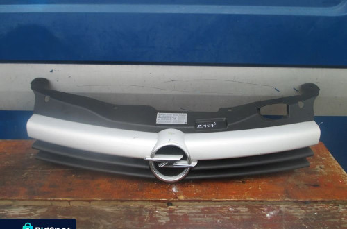 atrapa grill Astra 3 H Z157