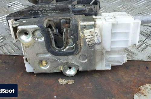 mercedes w169 w245 zamek drzwi prawy przód przedni 1697202835 4PIN