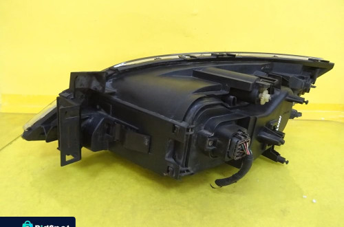 REFLEKTOR LAMPA PRAWA XENON FORD MONDEO MK3 1S71-13005-CJ / 0301174272 NR249