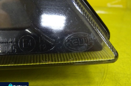 REFLEKTOR LAMPA PRAWA HELLA MITSUBISHI SPACE STAR 98-05 NR246