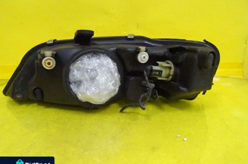 REFLEKTOR LAMPA PRAWA HELLA MITSUBISHI SPACE STAR 98-05 NR246