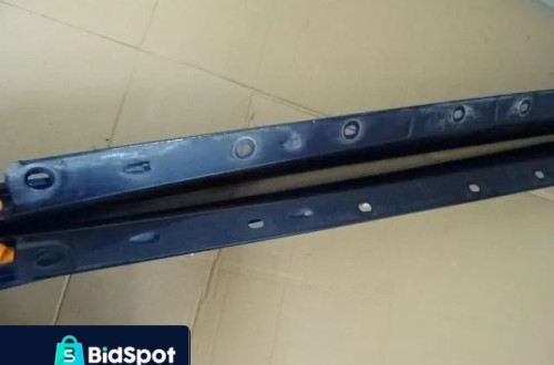 PRÓG PROGI NAKŁADKA PROGU MERCEDES W203 NR65