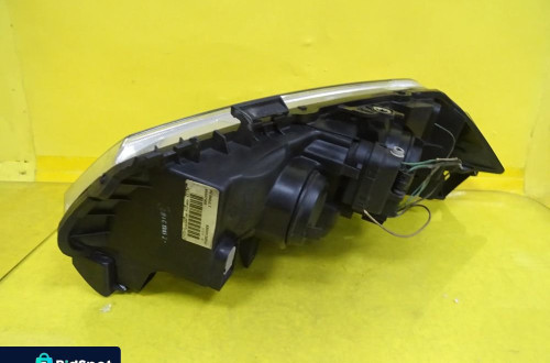 REFLEKTOR LAMPA PRAWA RENAULT MEGANE II 02-06 89307000 / 8200073221J NR254