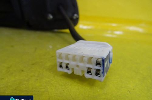LUSTERKO ELEKTRYCZNE LEWE CHRYSLER PT CRUISER 5 PIN NR411