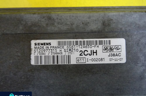 KOMPUTER STEROWNIK SILNIKA FORD FIESTA  6S61-12A650-FH / J38AC NR690
