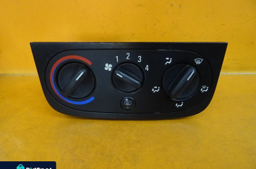 PANEL STEROWANIA NAWIEWEM OPEL CORSA C NR214