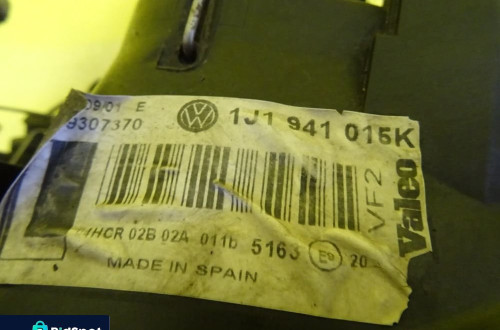 REFLEKTOR LAMPA LEWA VW GOLF IV HALOGEN 97-04 1J1941015K NR244
