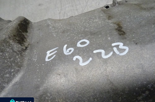 BMW E60 M54B22 MISKA OLEJOWA 17092489