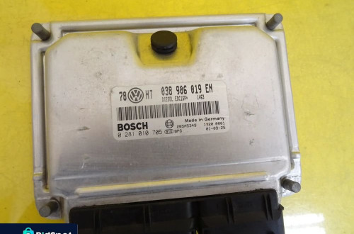 KOMPUTER STEROWNIK SILNIKA VW PASSAT B5.5 038906019EN / 0281010705 NR671