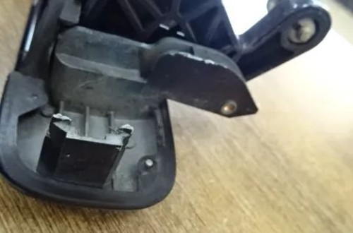 KLAMKA ZEWNĘTRZNA LEWY TYŁ HONDA ACCORD VI LIFT 98-02 LAK:B94 NR48