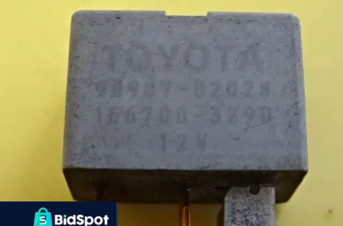 PRZEKAŹNIK TOYOTA LAND CRUISER 90987-02028 NR904