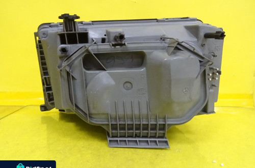 REFLEKTOR LAMPA PRAWA HELLA MERCEDES W124 129852-00 NR241