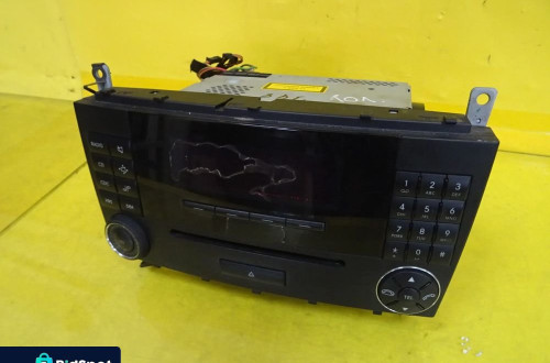 RADIO FABRYCZNE MERCEDES W203 A2038703689 NR101