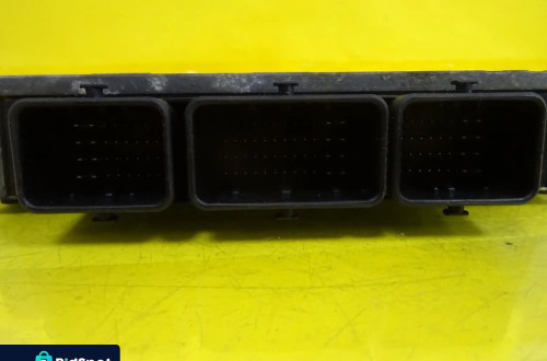 KOMPUTER SILNIKA RENAULT ESPACE GRAND ESCAPE IV  8200323228 / 21584309-5 NR646