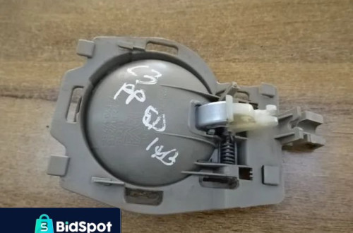 KLAMKA WEWNĘTRZNA PRAWY PRZÓD CITROEN C3 NR95