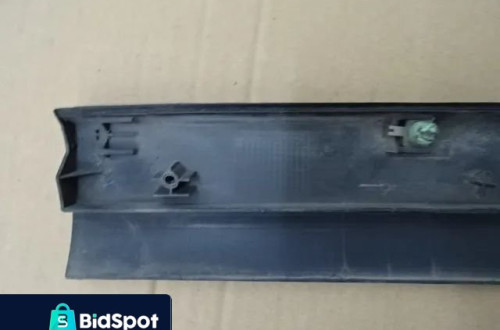 LISTWA DRZWI LEWY TYŁ VW PASSAT B5 LIFT KOMBI NR197