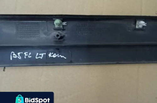 LISTWA DRZWI LEWY TYŁ VW PASSAT B5 LIFT KOMBI NR197