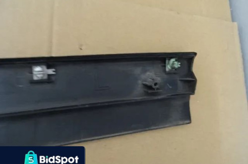 LISTWA DRZWI LEWY TYŁ VW PASSAT B5 LIFT KOMBI NR197