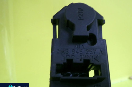 WKŁAD LAMPY PRAWY TYŁ FORD GALAXY MK1 KLAPA NR284