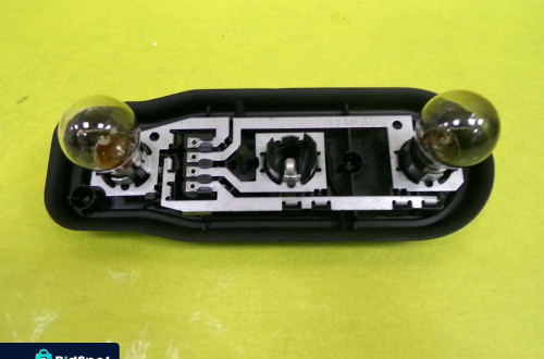 WKŁAD LAMPY LEWY TYŁ BMW E39 KOMBI NR275