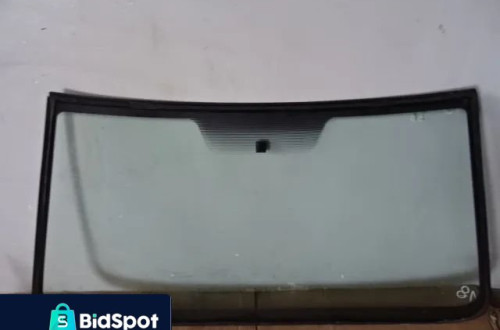 SZYBA CZOŁOWA PRZEDNIA CITROEN SAXO NR18