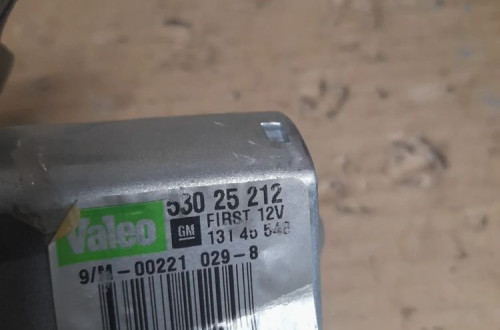 SILNICZEK WYCIERACZKI TYŁ OPEL ZAFIRA B nr 53025212