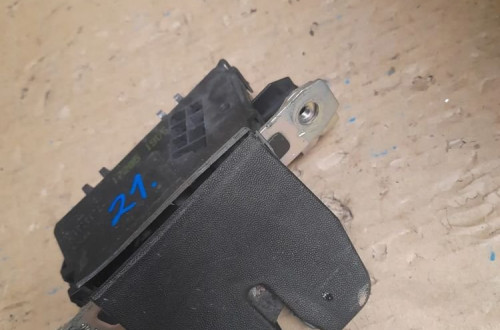 ZAMEK KLAPY TYŁ OPEL ZAFIRA B nr 495058724
