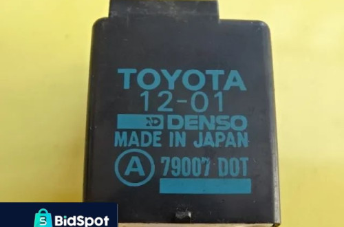 PRZEKAŹNIK TOYOTA COROLLA, MR2 81980-12070 / 166500-0300 NR756