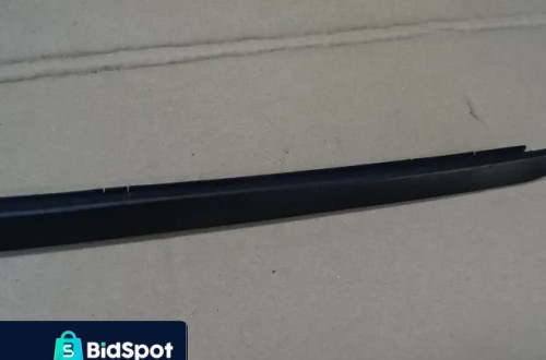 LISTWA SZYBY CZOŁOWEJ LEWA MONDEO MK3 NR9