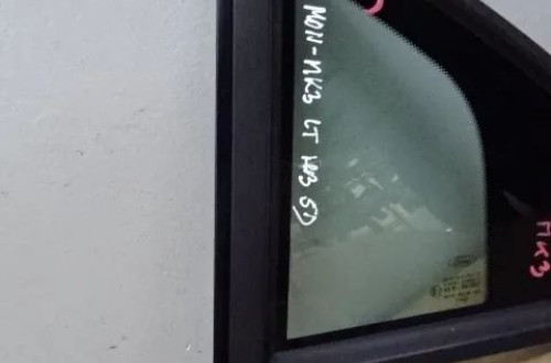 SZYBA LEWY TYŁ MONDEO MK3 5D HB NR545