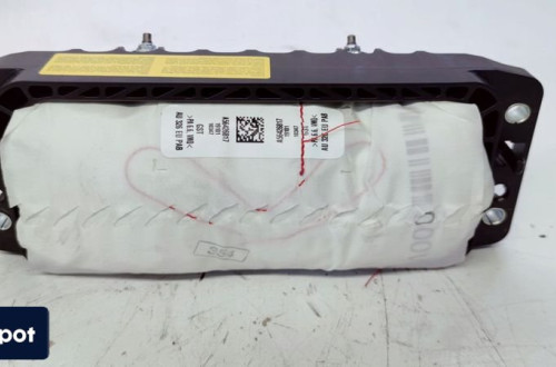 PODUSZKA POWIETRZNA PASAŻERA AUDI Q3 F3 83A880204D