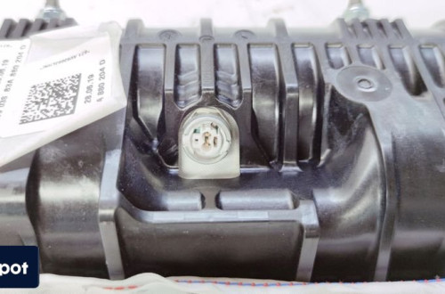 PODUSZKA POWIETRZNA PASAŻERA AUDI Q3 F3 83A880204D