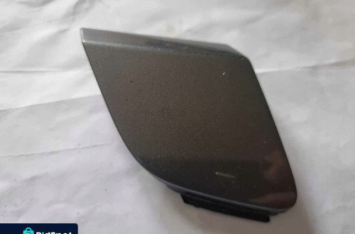 MERCEDES A-KLASA W176 LIFT 17r.-- ZAŚLEPKA HAKA ZDERZAKA PRZÓD A1768853022