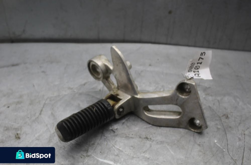 Yamaha XJ 900 Diversion Set podnóżek prawy pasażera