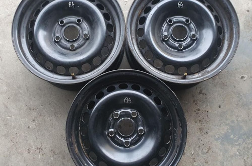 FELGA STALOWA 15 ET33 6.5J AUDI A4 B6 8E0601027E